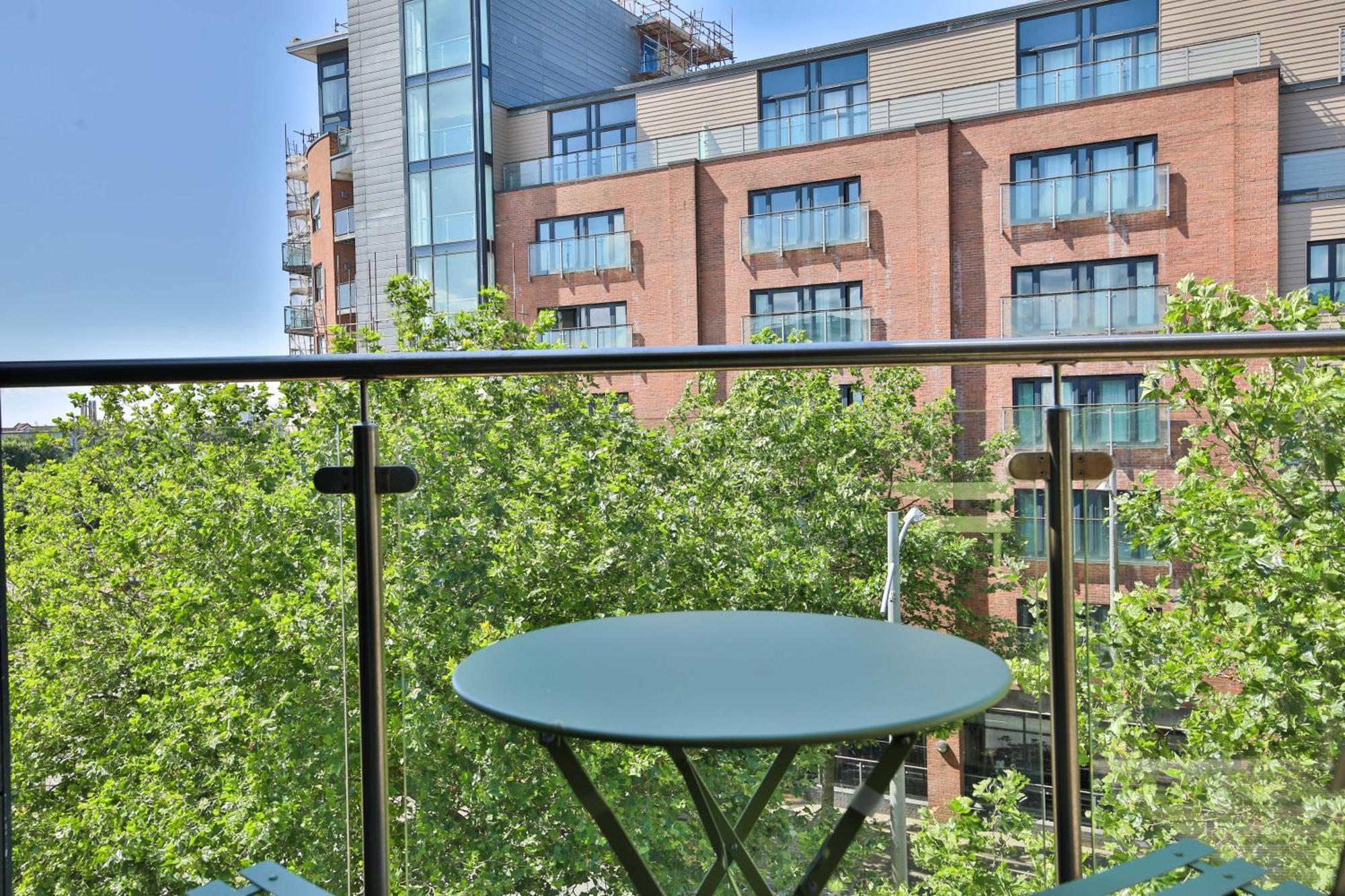 Princess Lofts City Centre Studios With Nespresso Coffee Machines & New Fast Wifi By Stayright Swansea Eksteriør billede